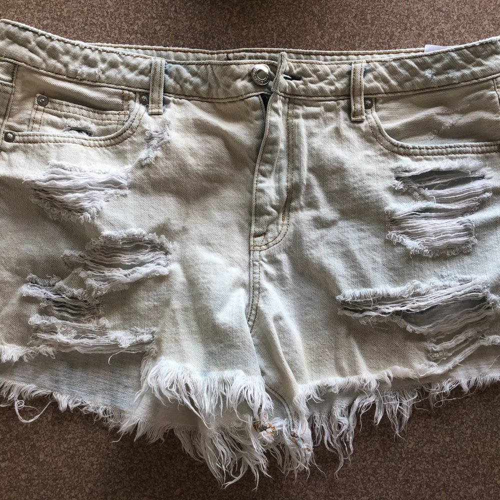 american eagle ripped shorts